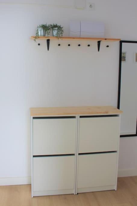 Ferienwohnung Vibescoruna: Espacioso Apartamento A Pie De Playa A Coruña Exterior foto